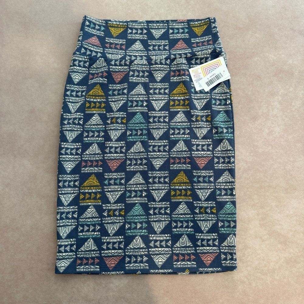 LulaRoe Cassie Pencil Skirt • size small • NWT